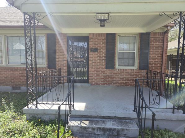 779 Indian Dr