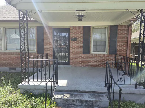 779 Indian Dr Photo 1