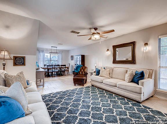 5th image of 6134 Oakwood Trl