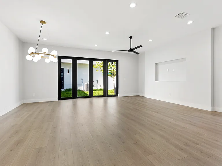 101 E Euclid Ave #1 — Photo 19
