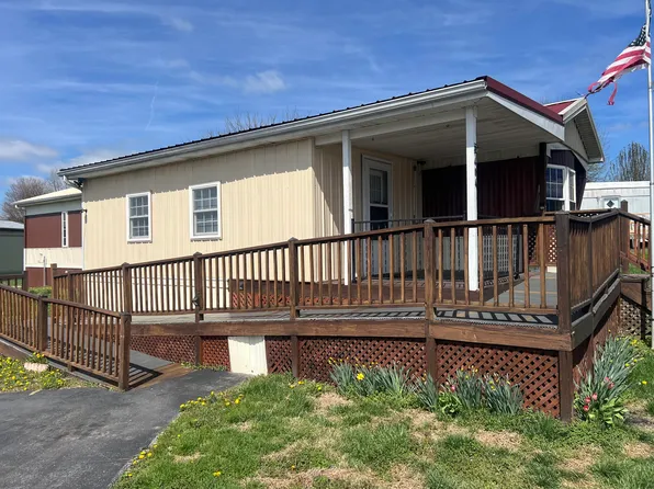 404 Mount Vernon Dr, Winchester, KY 40391