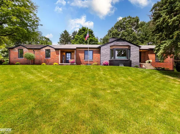 70631 Morency Dr, Bruce Twp, MI 48065
