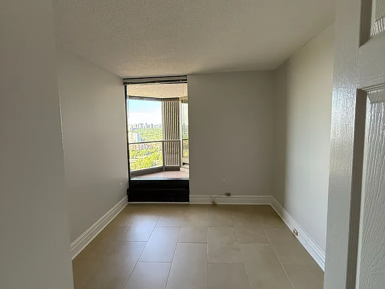 2045 Lake Shore Blvd W #2804 — Photo 20