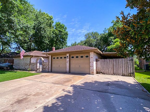 3rd image of 5308 Apple Springs Dr