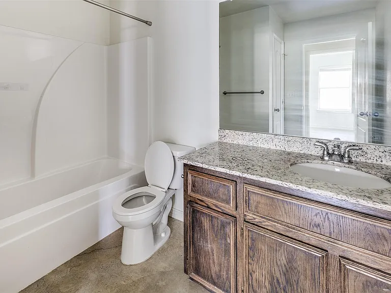 6011 Amelia Earhart Blvd #B — Photo 13