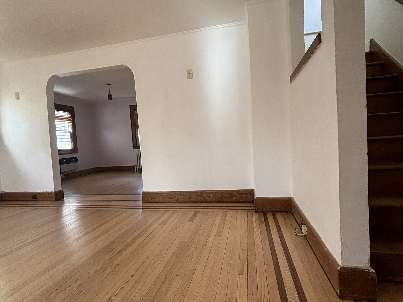 2 bed, 1358 sqft, $3,750 — Photo 4