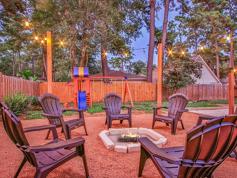 17403 Spicewood Springs Ln — Photo 34