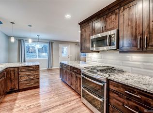 953 Shadow Mountain Dr, Highlands Ranch, CO 80126