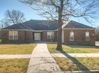 1202 E Northport Dr, Joplin, MO 64801