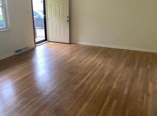 999 Mullinix Rd, Greenwood, IN 46143