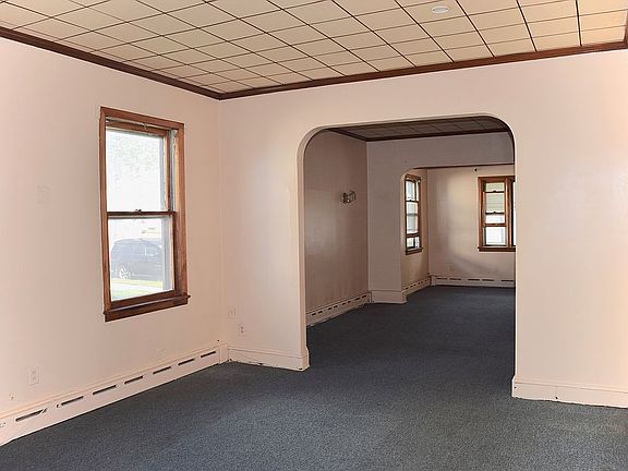 1st fl dining-living room