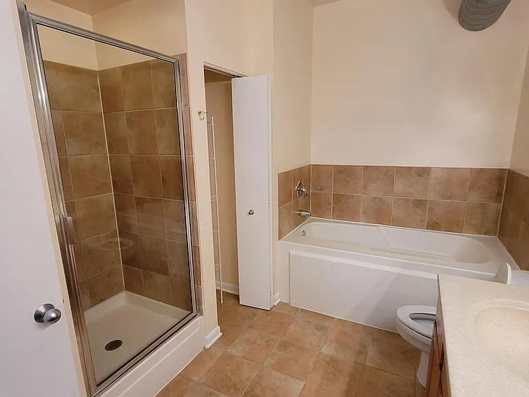 1200 W Monroe St #420 — Photo 53