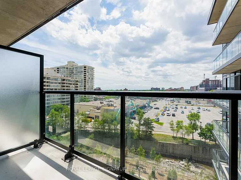 86 Dundas St E #526 — Photo 20