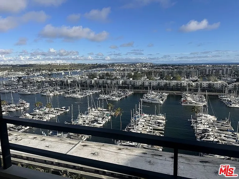 4314 Marina City Dr #1022 — Photo 25
