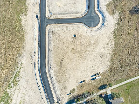 4th image of 6996 Ellehue Ln