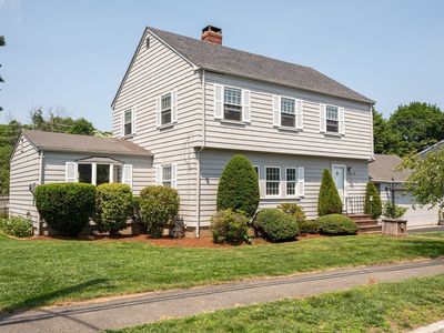 2 Proctor Cir, Peabody, MA, 01960