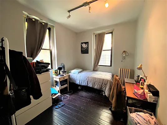 Rented by Kavax Real Estate | media 17