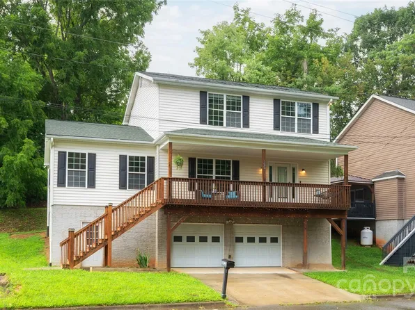 122 Choctaw St, Asheville, NC 28801