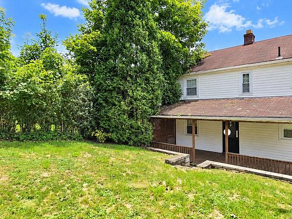 3rd image of 628 Forest Ave