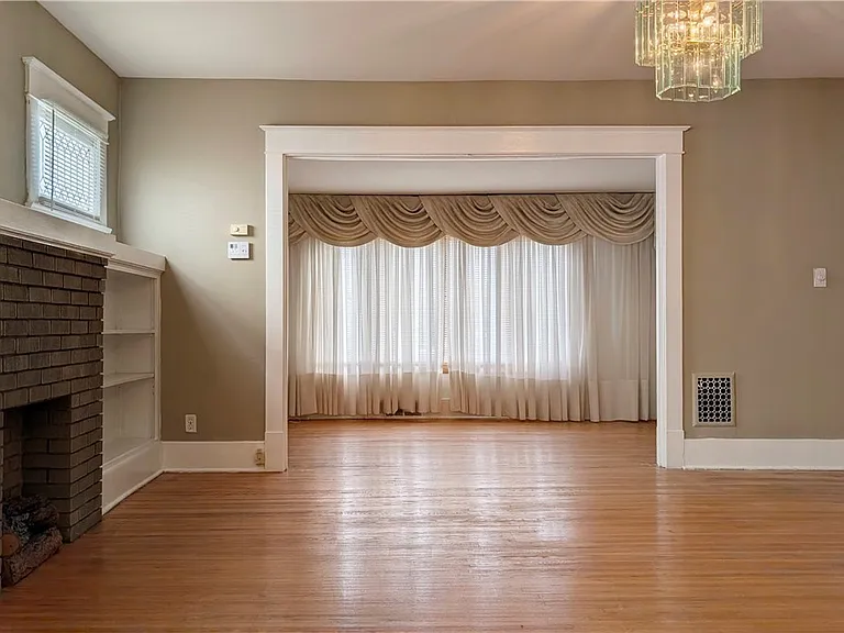 88 Commonwealth Ave — Photo 5