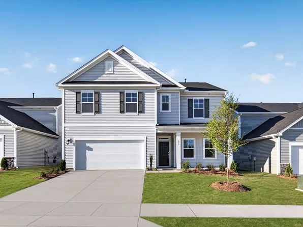 656 Morning Light Dr, Angier, NC 27501