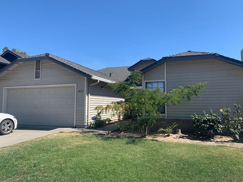 1st image of 1626 Camphor Way
