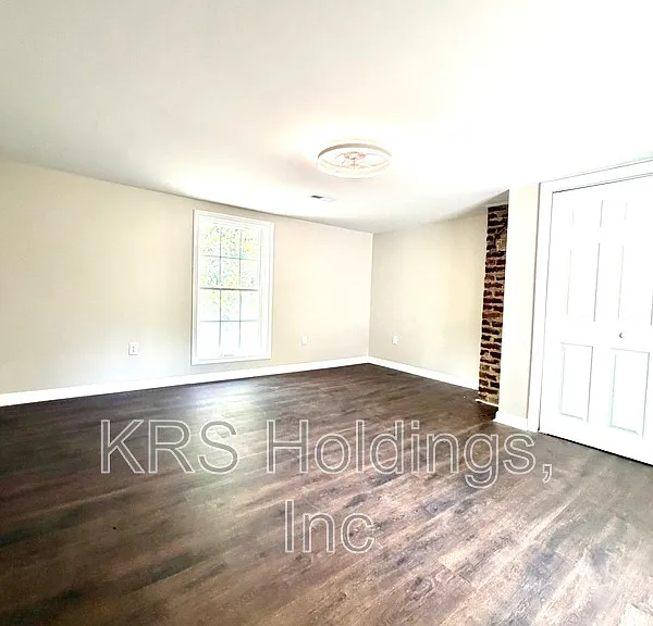 2370 Proffit Rd — Photo 3