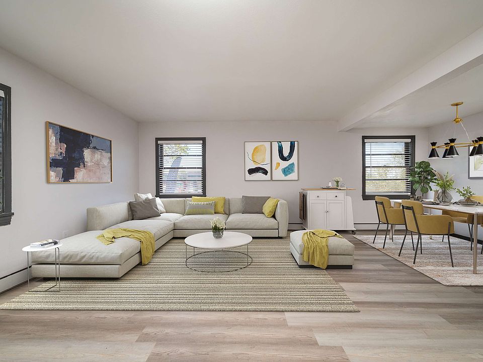 MarqueeVillage_Unit_201_001_Thanh