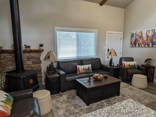 303 Racquet Dr #18, Ruidoso, NM 88345