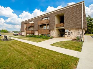 1175 N Elm St #C, Orrville, OH 44667