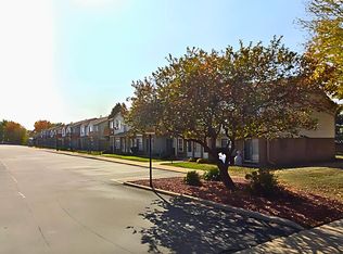 27795 Carini Villa St, Roseville, MI 48066