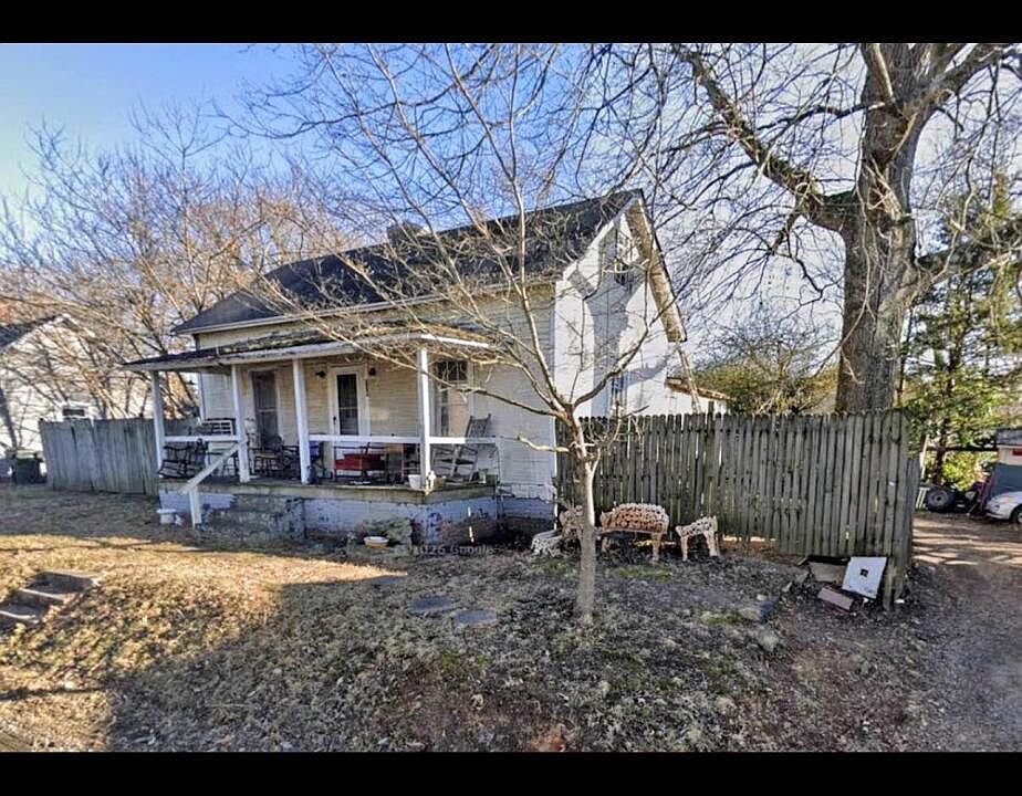 1st image of 728 Durham St