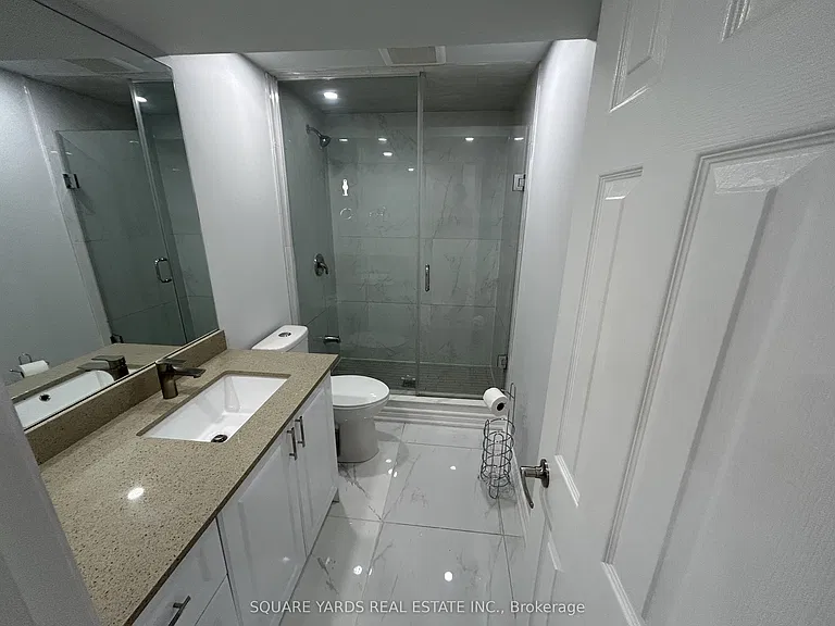 55 Bluffwood Cres — Photo 6