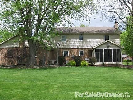 Kitchen
						:
						Amish cabinets, Corian tops, Jenn-Air range new laminate flooring. 13-6 x 13-4