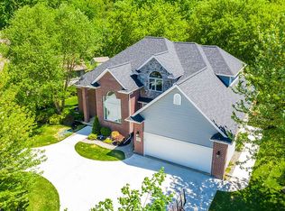 5325 Chin Maya Dr, Swartz Creek, MI 48473