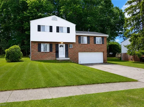 6221 Sequoia Dr, Parma, OH 44134