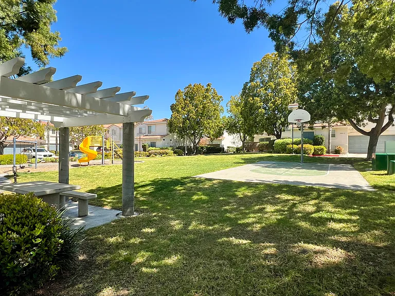 Park right in front of the house