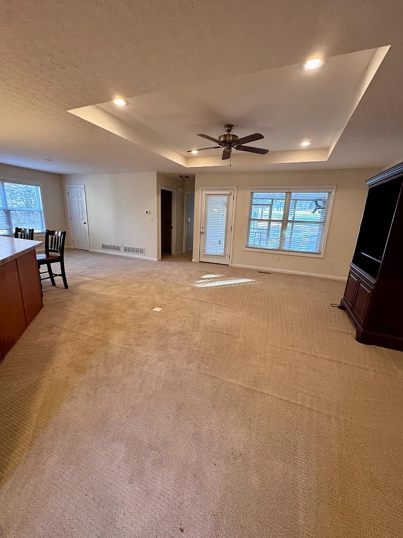 406 Valley Greens Rd — Photo 4
