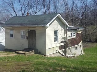 4516 Ravenwood Ave, Saint Louis, MO 63121