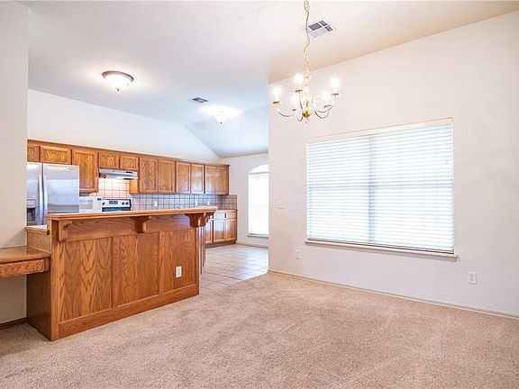 3rd image of 1609 Concord Dr