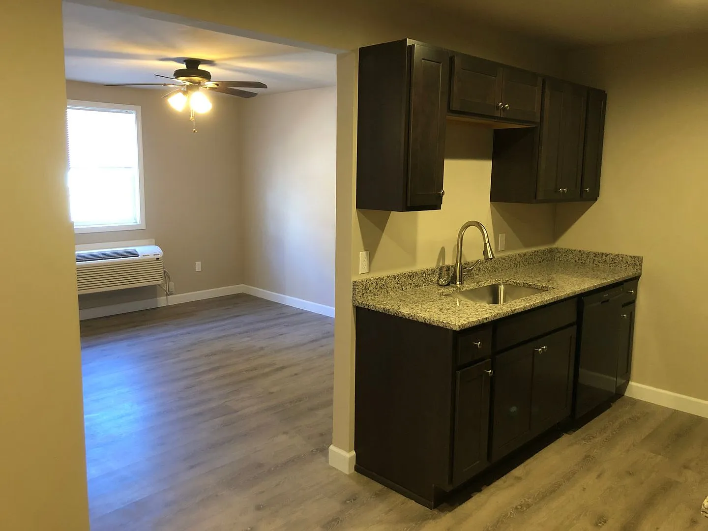 Abbottstown Apartments — Photo 3
