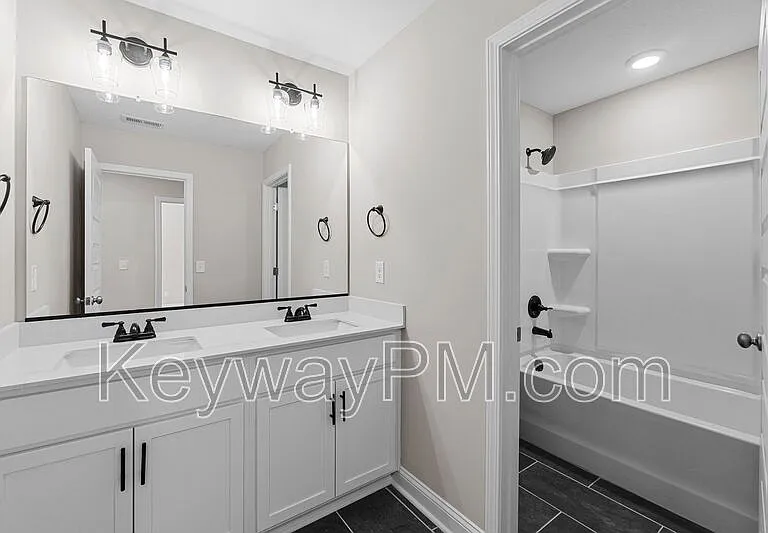 2096 Denmark Ave SE — Photo 15