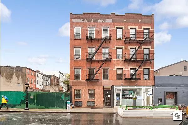 1st image of 230 Smith St