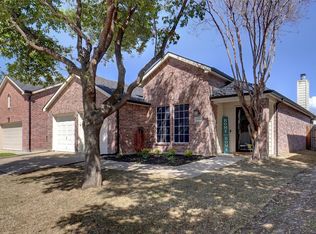 13832 High Mesa Rd, Roanoke, TX 76262