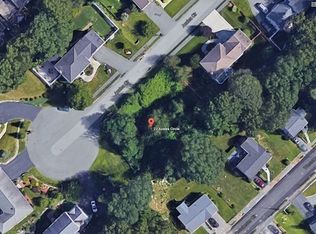 22 Azalea Cir, Dedham, MA 02026