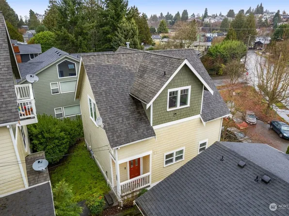 5907 40th Avenue SW #C, Seattle, WA 98136