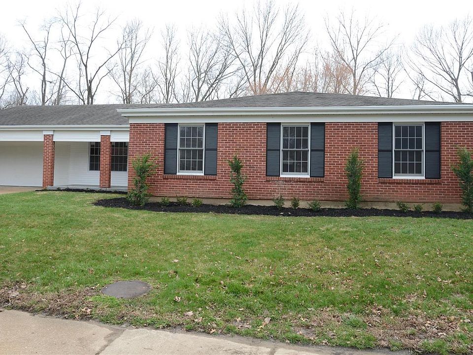 1st image of 13100 Greenbough Dr