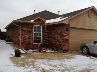 3519 Liberty Dr, Moore, OK 73160