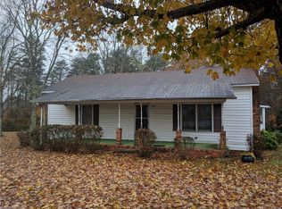 6915 Ridge Rd, Tobaccoville, NC 27050