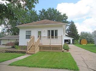 113 N Vine Ave, Marshfield, WI 54449